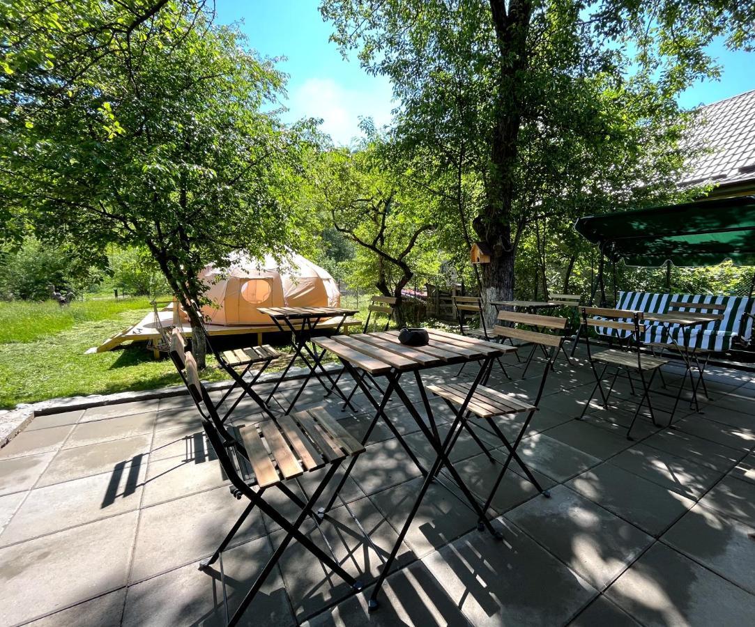 Flore'S Garden Glamping Бран Екстер'єр фото