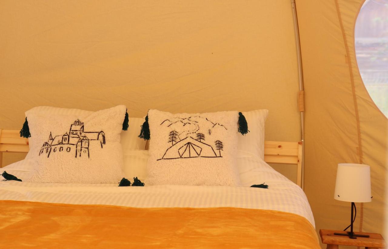 Flore'S Garden Glamping Бран Екстер'єр фото