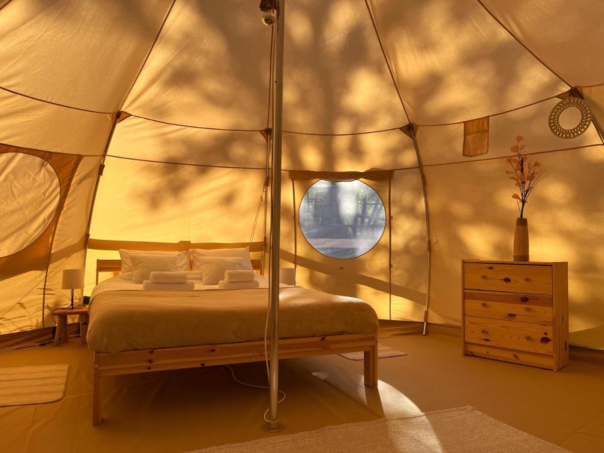 Flore'S Garden Glamping Бран Екстер'єр фото