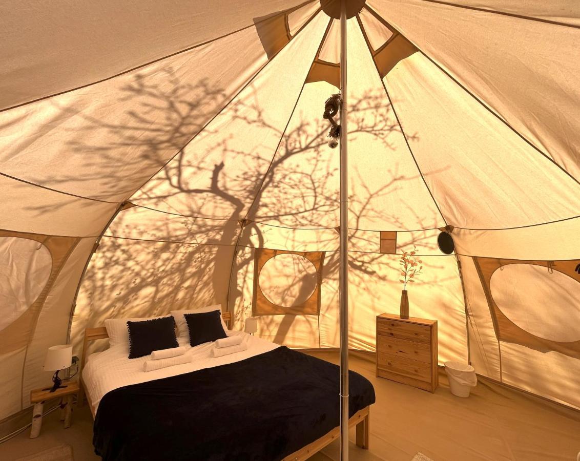 Flore'S Garden Glamping Бран Екстер'єр фото